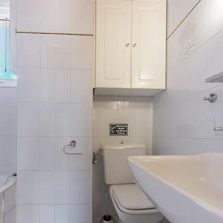 Plane Tree In Parikia Villa Parikia (Paros)